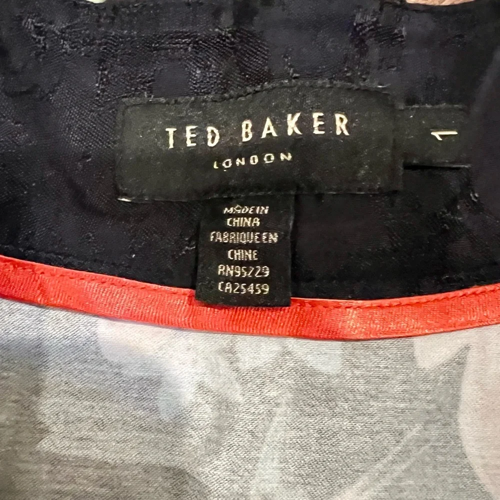 TED BAKER Plio Tropical Oasis Dipped Hem Skirt Navy - Picture 9 of 11